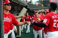이숭용 감독, 에레디아 득점 좋았어~