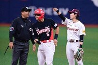 김혜성, 파울이 아니예요?
