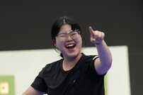 [여기는 파리] 사격 오예진-김예지, 기분 좋은 집안싸움 끝에 金-銀 동반 수확!
