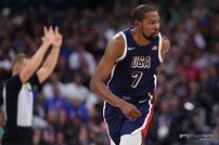 '지구 1옵션' 듀란트, 세르비아 농락 'FIBA 룰의 황제' [파리 2024]
