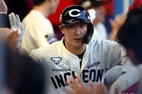 [인천 스타] ‘역전극의 시작과 끝’ 장식한 하재훈,  위기의 SSG 구했다!