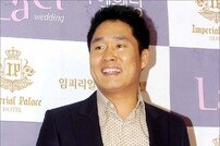 이창명, 13살 연하의 프로골퍼 박세미와 재혼 [연예뉴스 HOT]