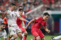 이강인 ‘수비 완벽히 제치고’