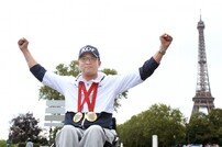 사격 2관왕 오른 세계 챔피언 박진호, 패럴림픽 한국 선수단 MVP…“몸 허락하는 한 계속 발전”