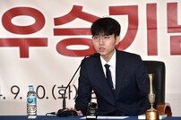 란커배 우승 신진서 기자회견 “이제 승부를 즐기게 됐다”