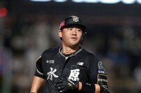 장성우 ‘추격 의지 꺾는 투런 홈런’