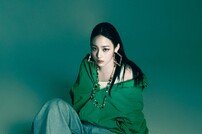 “두산 승리 기운 전달하겠다” 뉴진스 민지, WC 1차전 시구자로 나선다