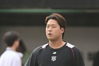강백호, 굳은 표정으로