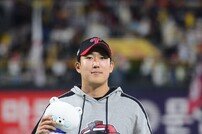 시즌 10승 포기하고 PS 준비한 LG 손주영, 생애 첫 PS 등판에서 승리투수
