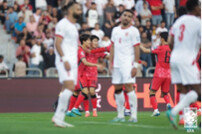 ‘이재성 선제골’ 한국, 요르단에 전반 1-0 리드 ‘황희찬 부상 이탈’