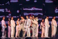 세븐틴 엔하이픈 트레저…5대 천황 오리콘 연간 앨범 랭킹 4할 독식 
