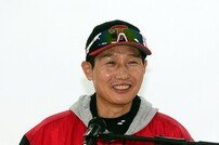 염경엽 감독, 우천 순연에 싱글벙글~