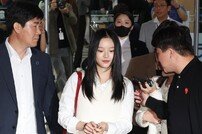 뉴진스 하니 국감 후폭풍 ‘국감장 공항 패션이 웬 말’