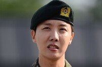 전역 소감 전하는 BTS 제이홉