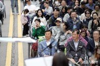 신상진 성남시장, 차 없는 카페거리 축제 참관