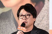 김윤석, ‘대가족’으로 인사드려요