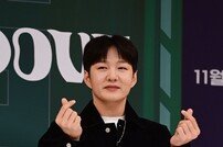 비투비 이창섭, 양손에 손하트