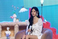 김민주, 만트라→아이즈원 댄스곡 커버…첫 단독 팬미팅 성공적