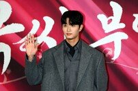 김재원 ‘계절을 아는 패셔니스타’