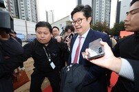 ‘외국인’ 김병주 회장, 고려아연 M&A 막힐까…외국인 지배회사 논란 점화