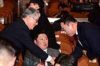 김태군, 김경문 감독에게 깍듯이