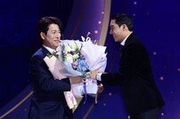 원태인, ‘민호형 축하해요’