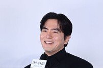 이진욱, 편안한 웃음