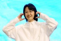 윤상현, 장발로 파격 변신~