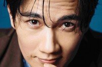 엄태구 “마냥 수줍은 성격은 아냐” [화보]