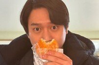 고경표 “19금 루머로 주목받은 김에..” 즐거운 근황 대방출 [전문]