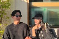 한예슬, ♥10살 연하 남편과 꿀 뚝뚝…“2025년도 너랑” [DA★]