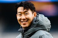 환희와 악몽의 기로에 선 ‘EPL 10년차’ 손흥민, 역대 이런 시즌 없었다…첫 우승의 희망, 첫 강등의 공포가 동시에