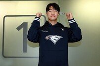 정우주 ‘신인 NO1이 될테야~’