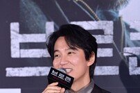 김남길, 즐거운 인사말