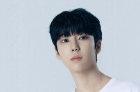 아크, ‘PROJECT 7’ 출신 앤디 합류…7인 체제 개편