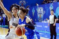 김단비 ‘어디 돌파해볼까~’
