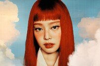 제니, 美 ‘빌보드 위민 인 뮤직’ 글로벌 포스상 수상