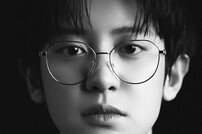 엑소 찬열 “음악 완성도 중요해 스스로 납득될 때까지…타협 NO” [화보]