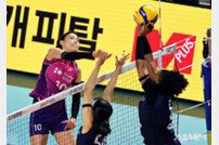 김연경, 강력한 스파이크~