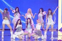 유니스, ‘디어워즈’ 가득 채우는 무대