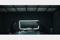 지수는 차승원, 지디는 카리나…K팝 톱스타들의 ‘MV 열전’