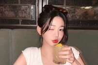 장원영, 설렘 가득 여친짤 대방출…윙크에 심쿵 [DA★]