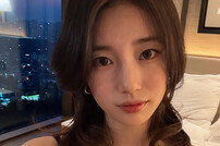 수지, 미모는 오늘도 美쳤네 [DA★]
