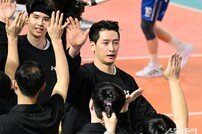 현대캐피탈 ‘리빙 레전드’ 문성민, V리그 코트 떠난다…“제2의 배구인생 고민 중”