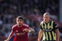 EPL 중소 구단들의 약진…단단한 수비-빠른 전환이 빅리그 패러다임 바꿨다!