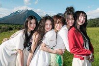 키키(KiiiKiii) 하이라이트 메들리 공개…24일 정식 발매
