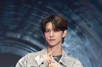 원오어에잇 레이아, 잘생김 그 자체