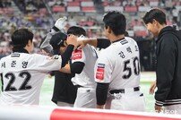 오원석, 구타 아니고 축하