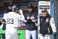이승엽 감독, 승호야 홈런 좋았어