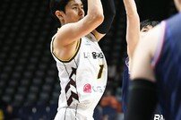 4경기 연속 3점포 5방씩 터트린 유기상, 19G 연속 3점슛 성공…적지서 KCC 잡은 LG, 하루 만에 2위 복귀